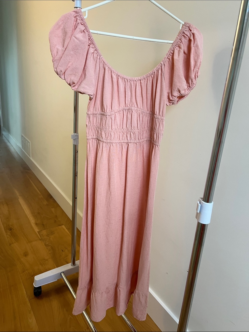 Women's Pink Puff-Sleeve Midi Dress